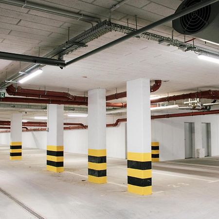 Apartament Black-Niska Z Garazem Podziemnym Kielce Kültér fotó